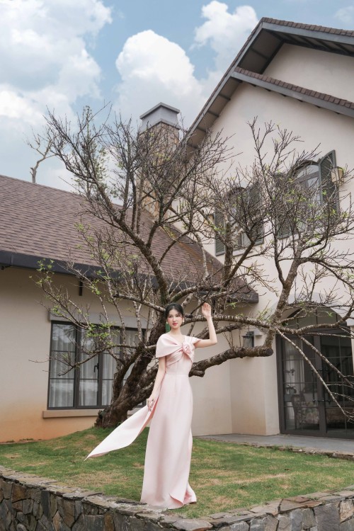 Sixdo Pink 3D Flower Taffeta Ao Dai